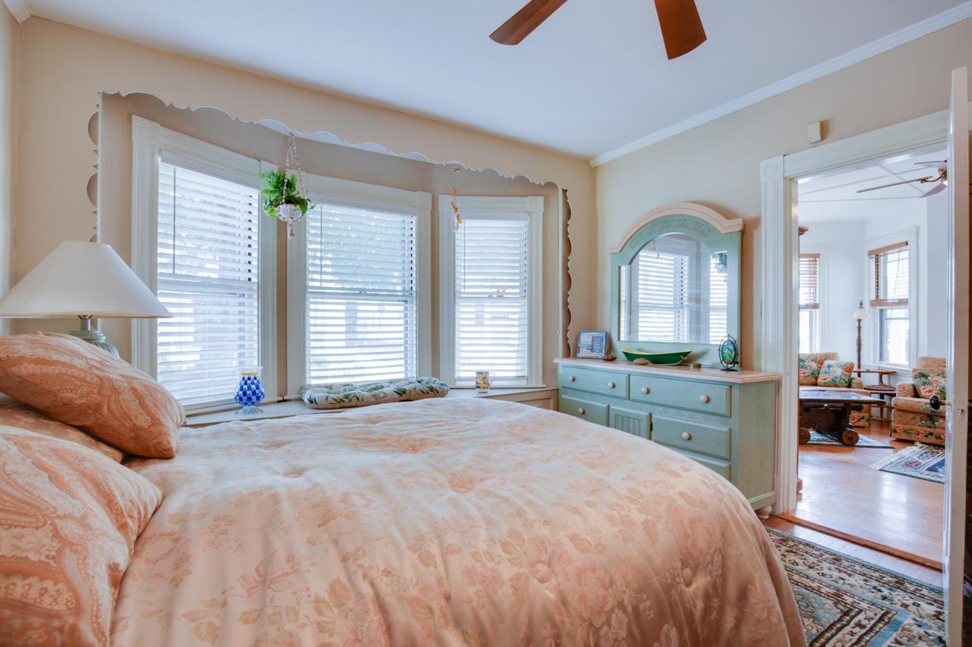 Quaint Beverly Townhome Walk To Beach And Downtown! 외부 사진