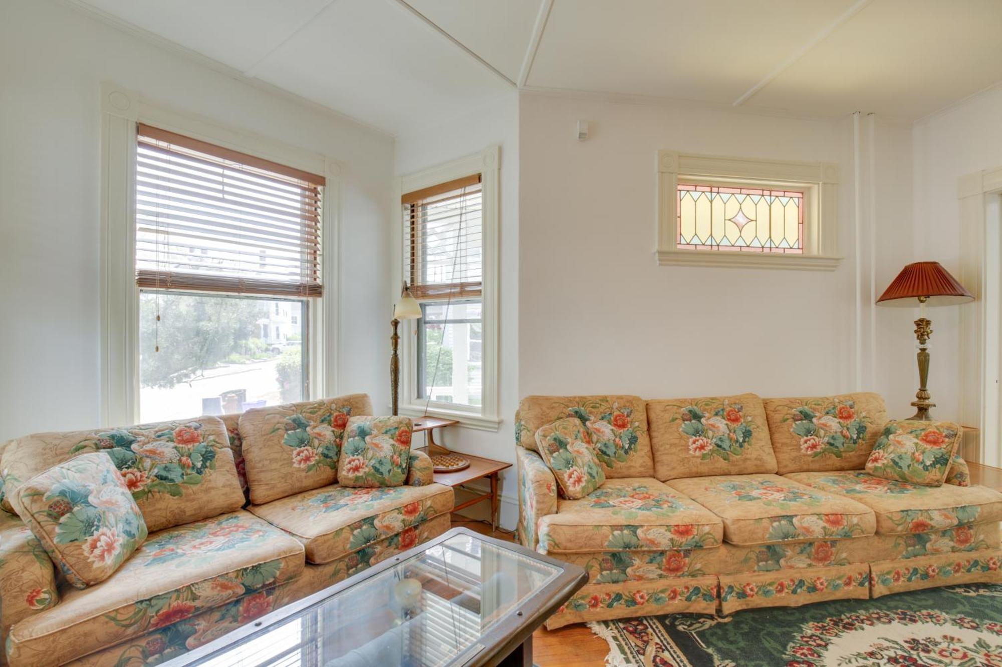 Quaint Beverly Townhome Walk To Beach And Downtown! 외부 사진